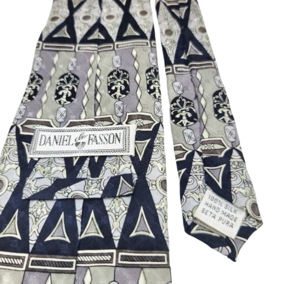 Daneile De Fasson Large Print Paisley Necktie - Picture 3 of 3